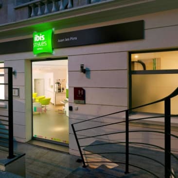 B&B HOTEL Antibes Juan-les-Pins